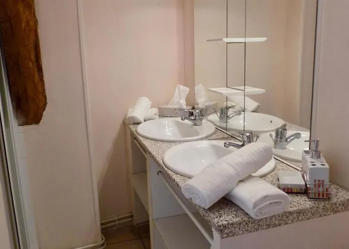 Revy 2 - Centre * Нери-ле-Бен