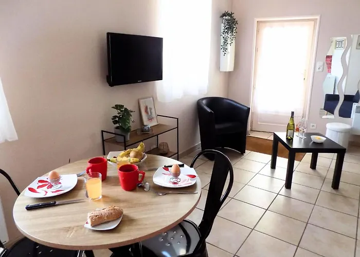 Revy 2 - Centre Нери-ле-Бен